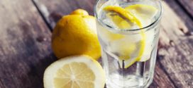 خاصیت نوشیدن آب لیمو با معده خالی