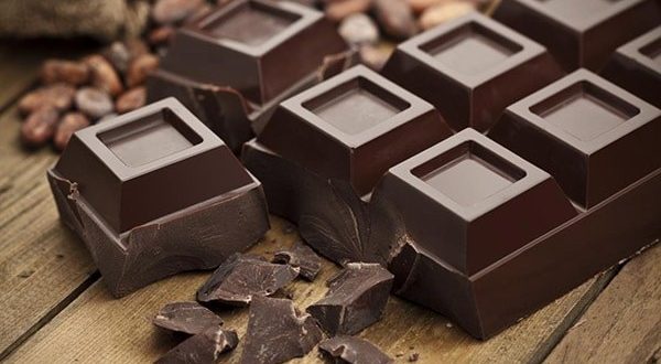 خواص مصرف روزانه شکلات تلخ
